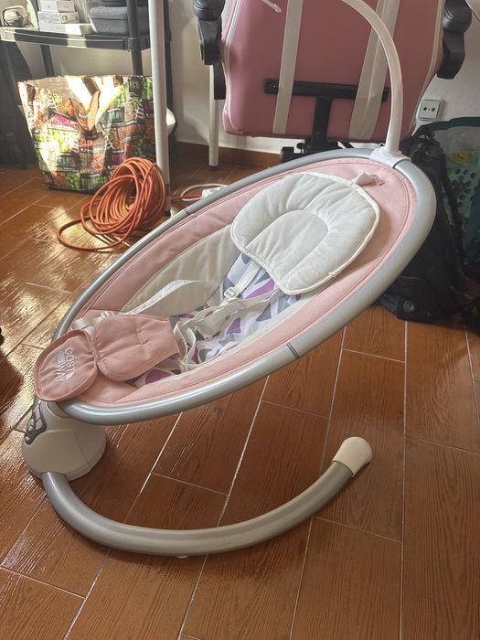 Baloiço Eletrico para bebés com 5 niveis e temporizador