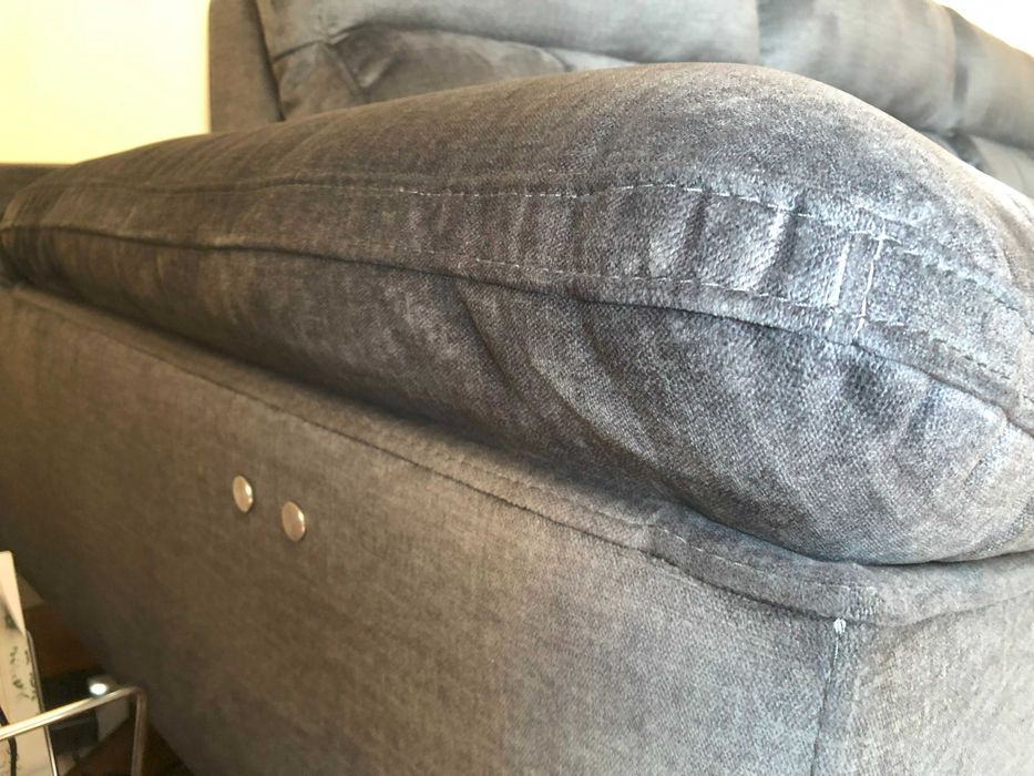 Sofá Chaise Longue com 2 lugares Relax com Motor - Como Novo