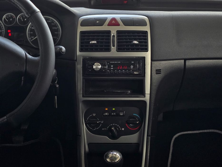 Peugeot 307 1,4 HDi 1999