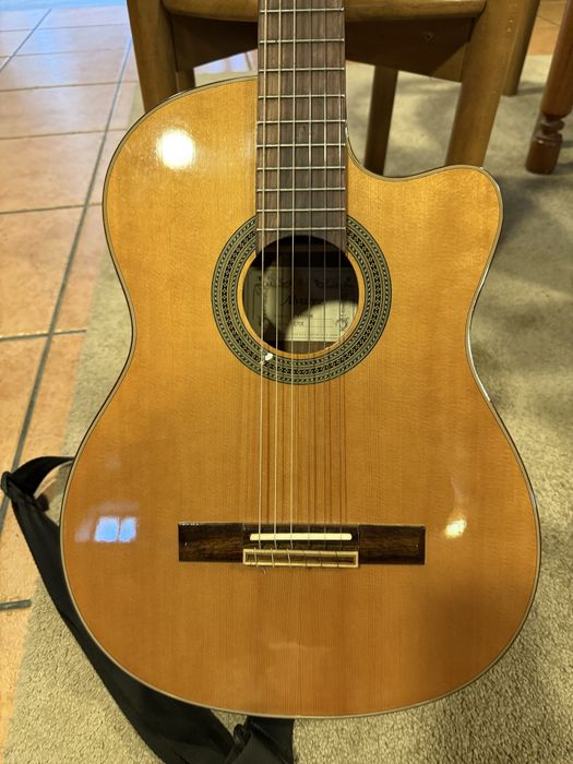 Guitarra Alvarez