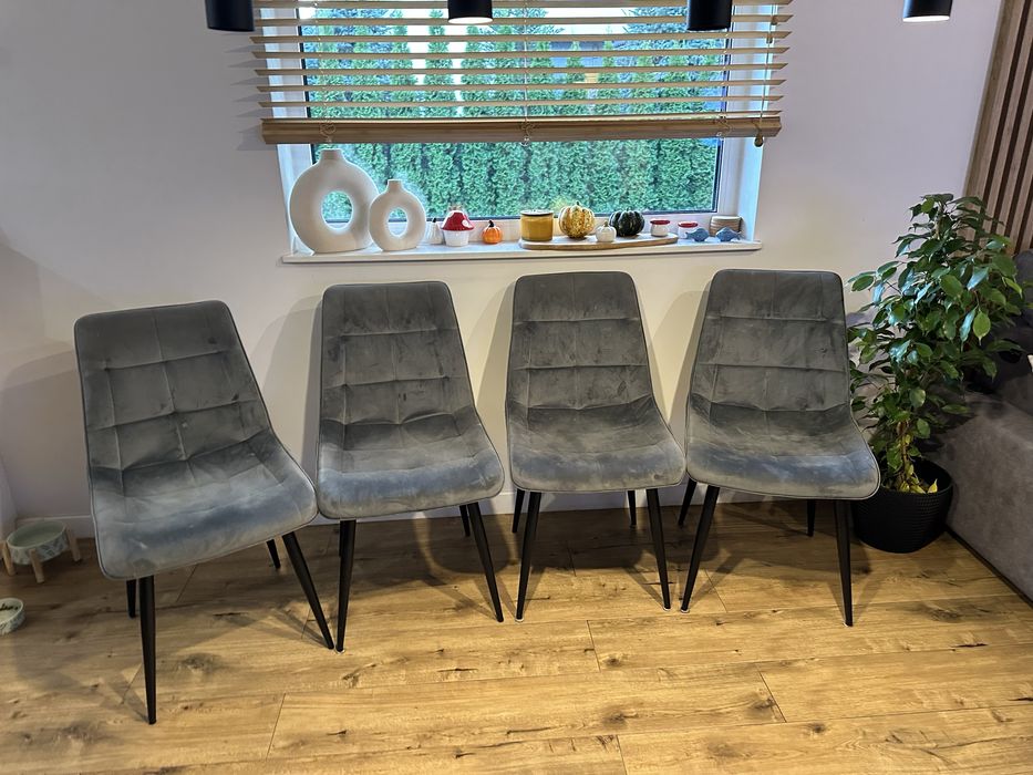 Zestaw krzesel tapicerowanych pikowane krzeslo velvet