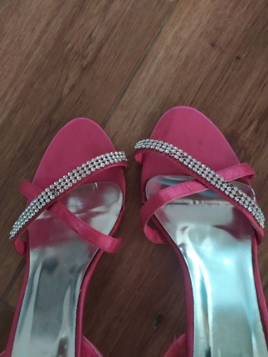 Sandały różowe szpilki