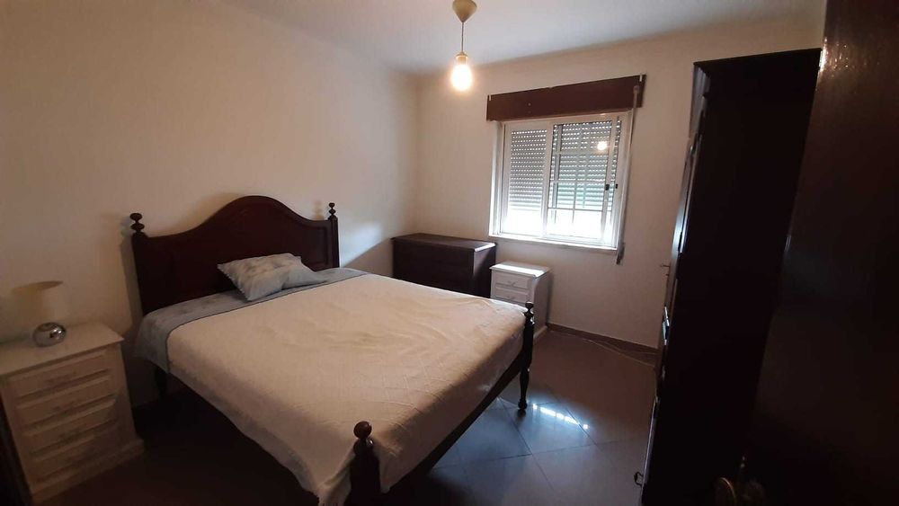 quartos individuais em vivenda