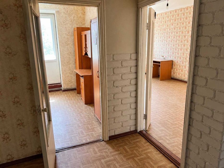 Продаж трикімнатної квартири вул. 6-а Лінія ( Гірничий район).)