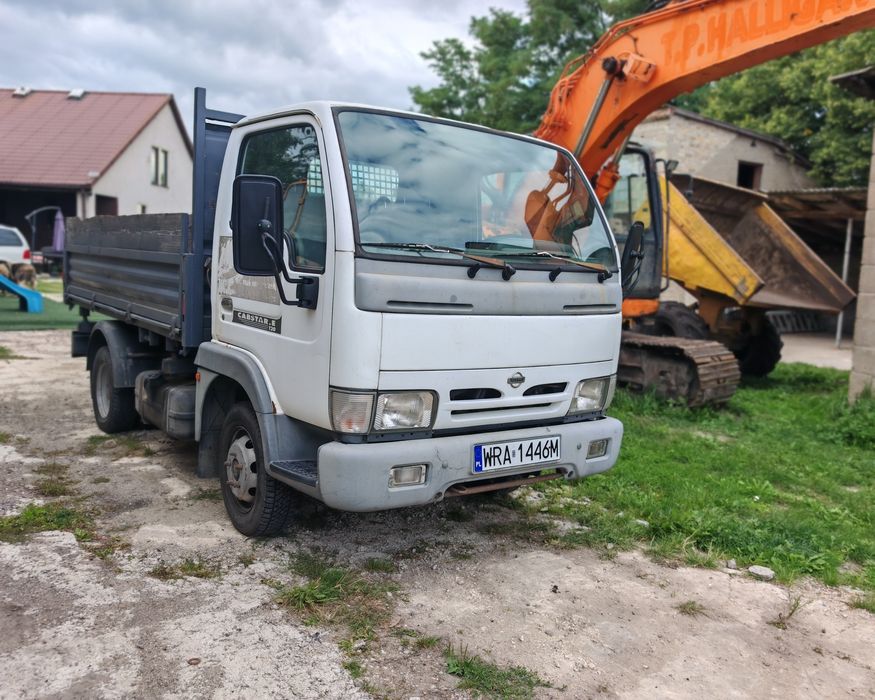 Nissan cabstar E wywrotka kat B. 2001 rok. wywrot 3stronny. zdrowa rama.