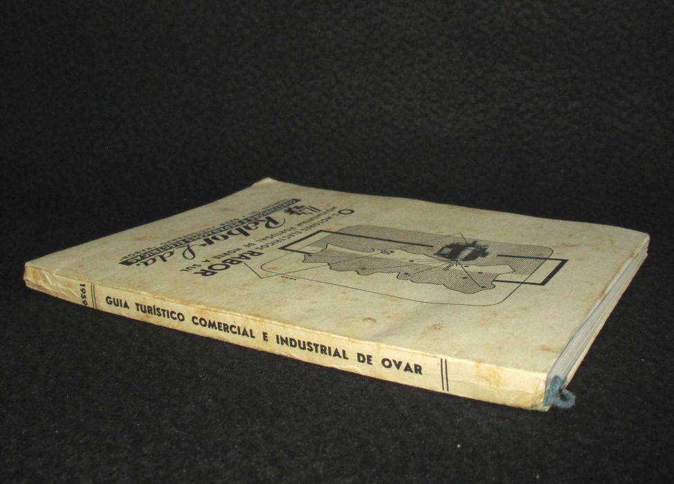 Livro Guia Turístico Comercial e Industrial de Ovar 1959