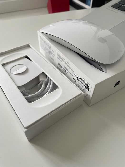 Rato Apple Magic Mouse USB-C - Branco (usado duas vezes)