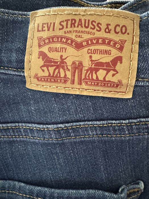 Джинси Levis High rise straight 30 розмір