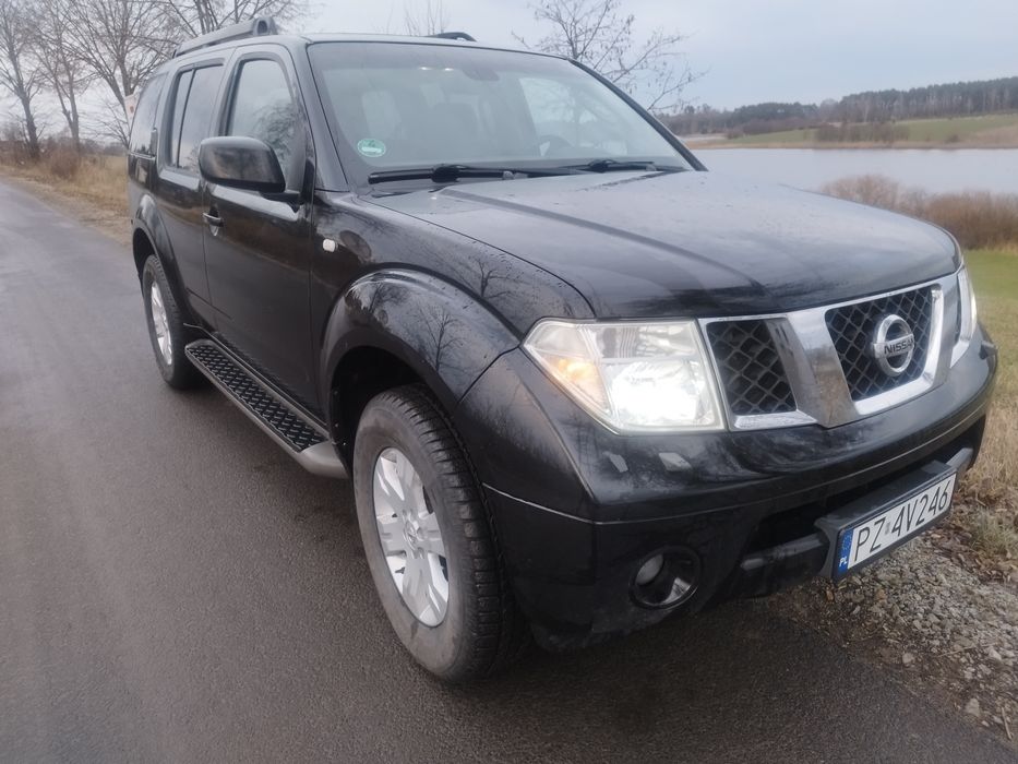 Nissan Pathfinder 2.5 dCi 4×4 (7 osobowe)