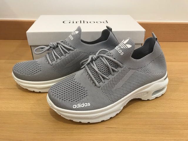 Sapatilhas NOVAS muito confortáveis Nº 39