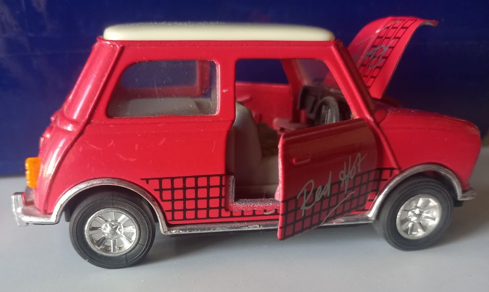 Morris mini (miniatura)