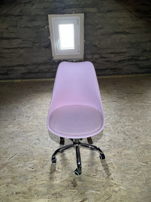 Krzeslo obrotowe do biurka