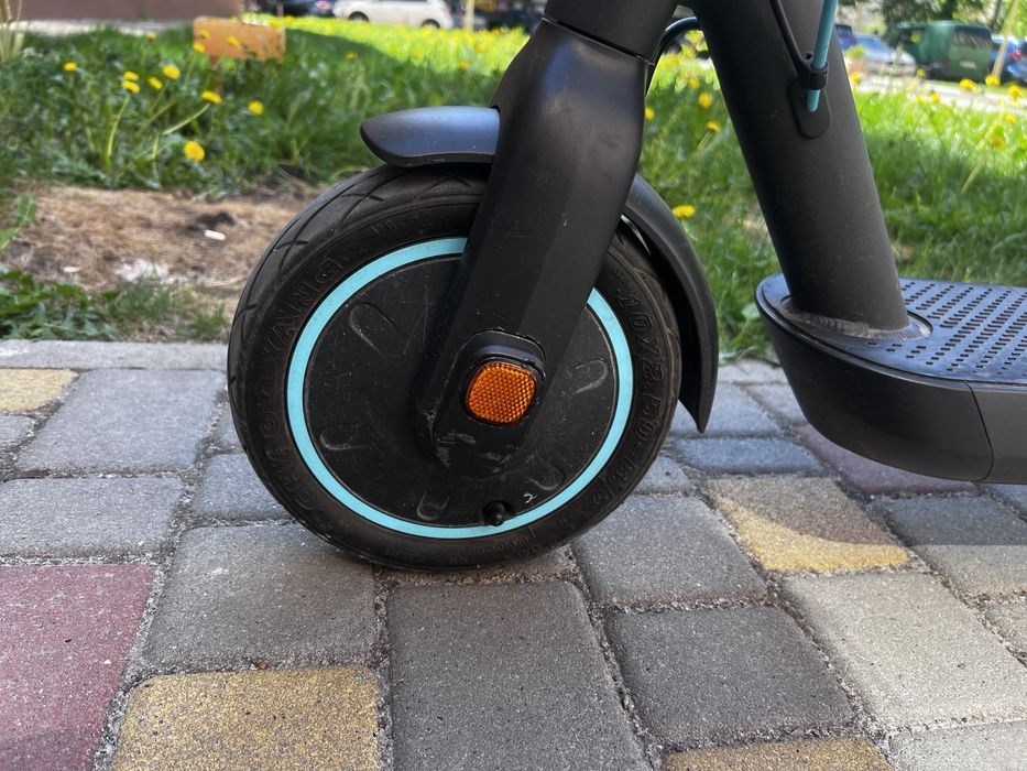 Продам электросамокат ODYS ALPHA x3 PRO