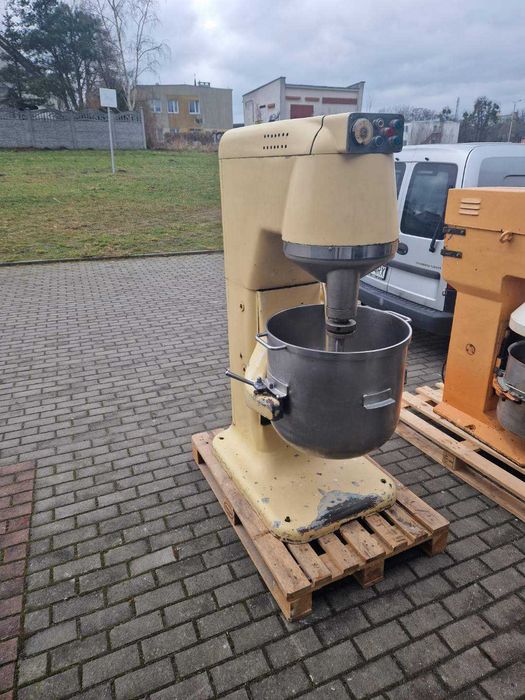 Mikser ubijaczka planetarna 60 l