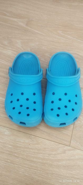 Крокси, шльопанці для хлопчика Crocs розмір J1