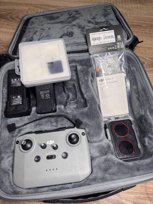 DJI Mavic 3 ( L2A ) 2 kamery. Dwie baterie, filtry, torba