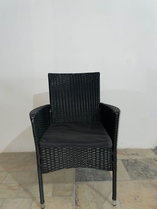 Conjunto de 2 cadeiras e mesa de exterior