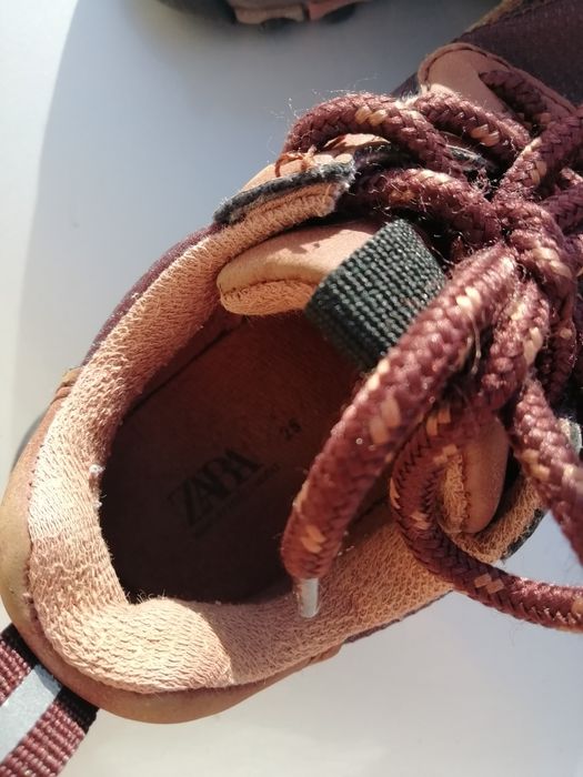 Кросівки дитячі zara, 25 розмір, стан добрий.