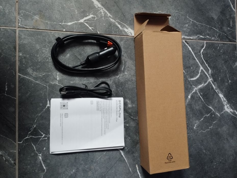 Зарядная станцыя "ECO  FLOW RIVER 2 Max"