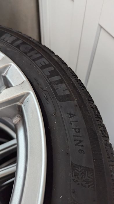 Pneus Michelin Alpin 6 Roda 17