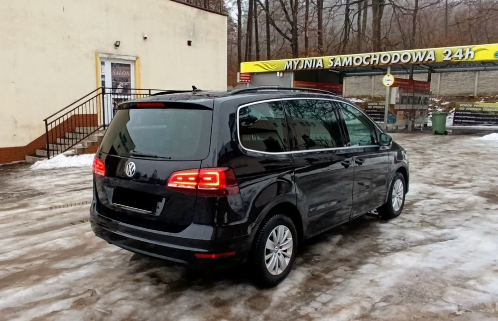 VW Sharan 2.0 TDI 150 km Automat DSG 2015 LED Navi kamera bi Xenon