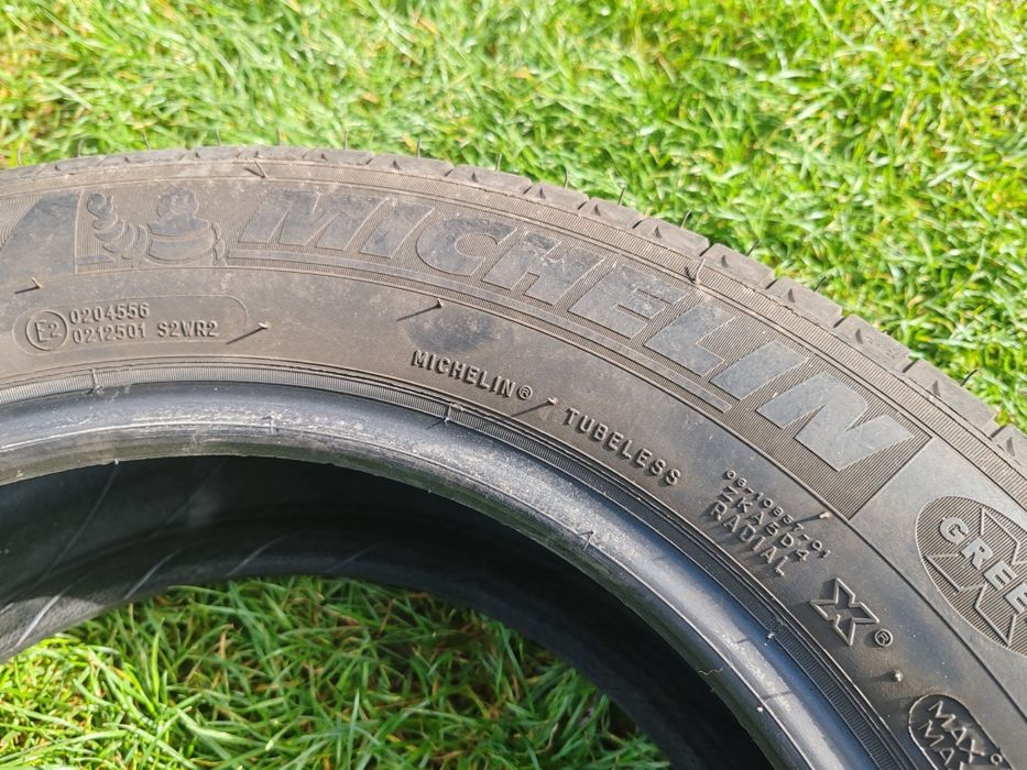 Komplet opon letnich Michelin 205/60 R16