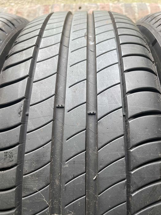 Komp. Opon Michelin 215/55R18