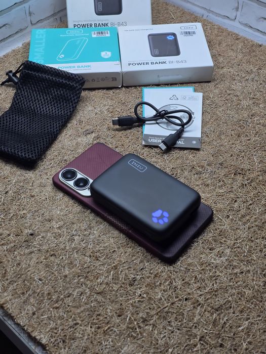 Power Bank 10000mAh 20w ,  wireless 15w , mag safe