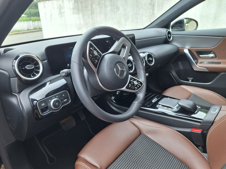 Mercedes a250e elétrico 72000km