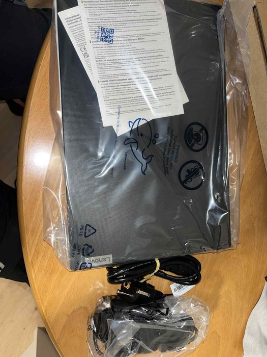 Laptop Lenovo 14 cali