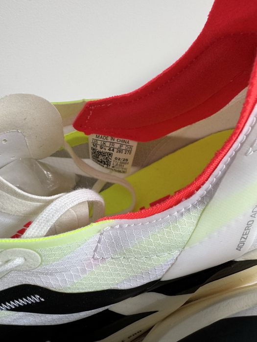 Продам оригінальні КРОСІВКИ ДЛЯ БІГУ ADIZERO ADIOS PRO 4 44(28см) нові!!!