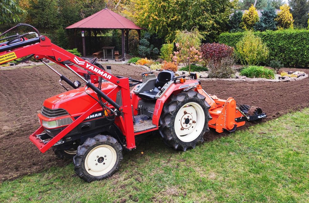 Usługi Glebogryzarka separacyjną Agregat uprawowy Zakładanie trawnika
