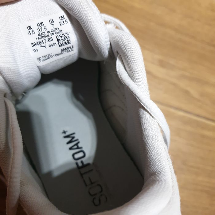 Оригінальні жіночі Puma X-Ray 23.5см ,чорні ,білі 37.5