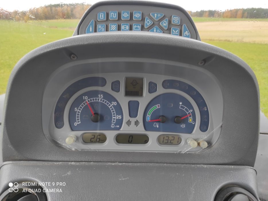 New Holland T 7050 T7 240km!