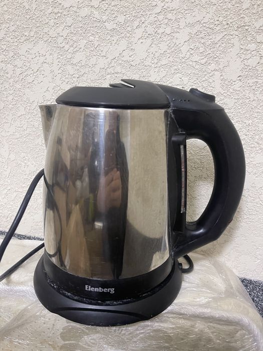 Продам електро чайники , вживане .