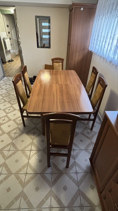 Stół i 6 krzeseł