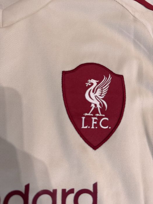 Equipamento Liverpool Salah 11