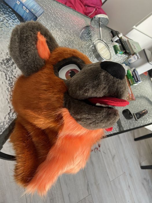 Fursuit head hieny