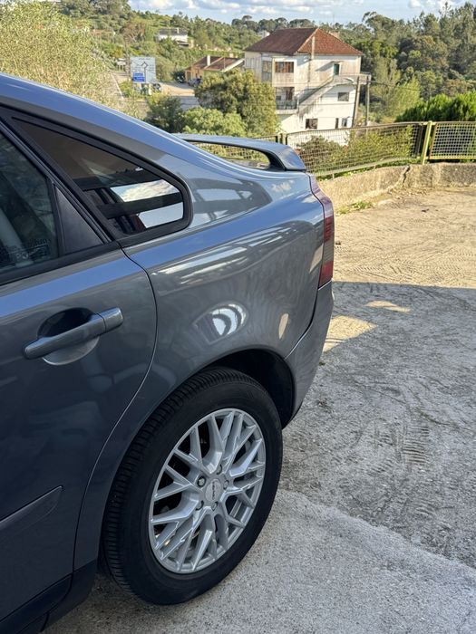 Jantes 5x108 com pneus bons