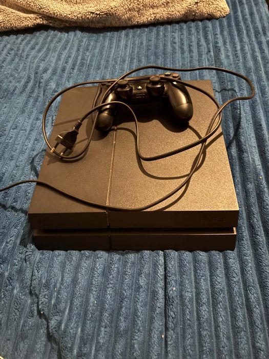 Sprzedam PlayStation4