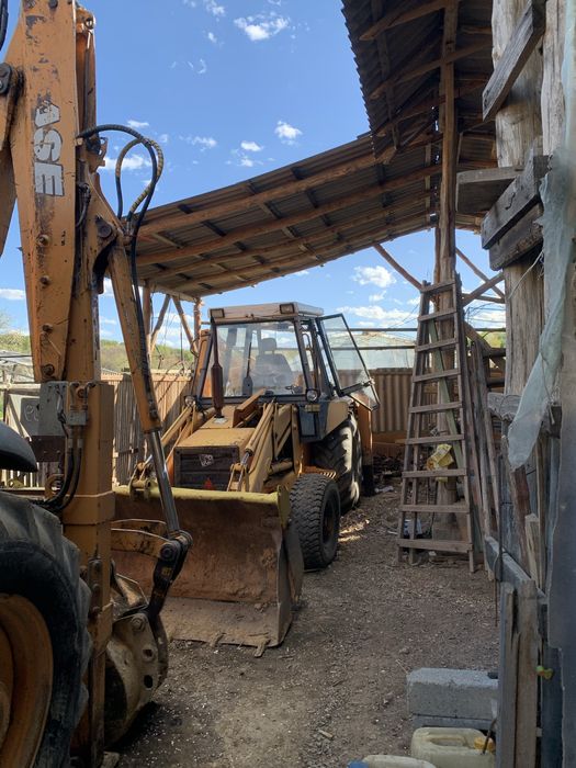 Продам екскаватор-погрузщик JCB 3cx