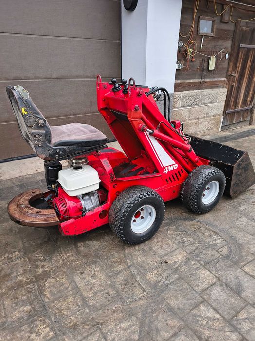 Mini ładowarka Avant