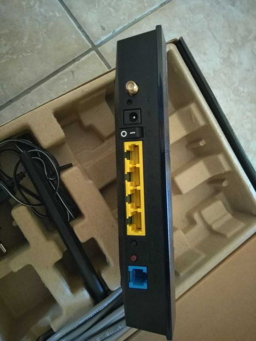 Router Modem ADSL Wireless-N ASUS