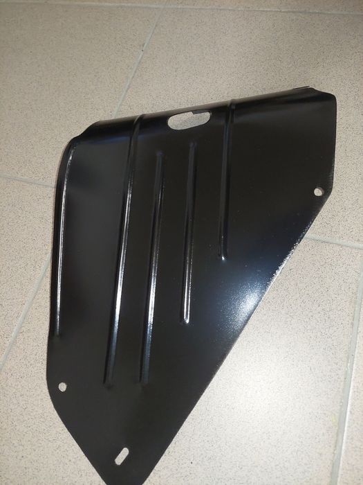 Nowa blacha boczna boczek oslona lewa strona wsk125 b1 dwuramowka pl