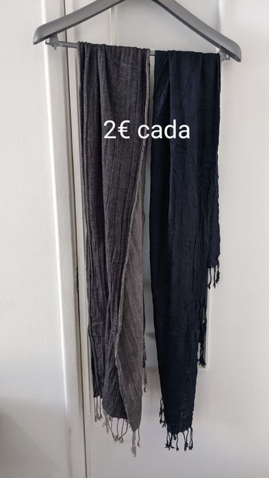 Roupas femininas em perfeito estado