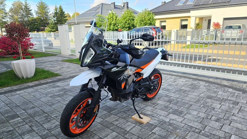 KTM