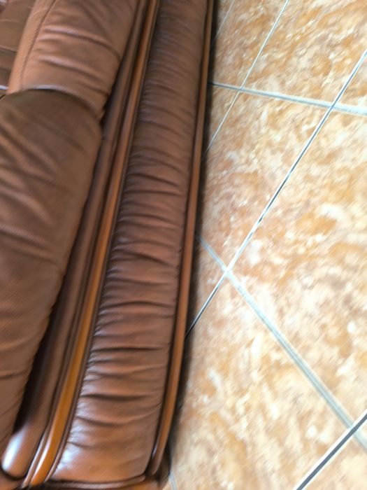 Conjunto de Sofás em pele genuína