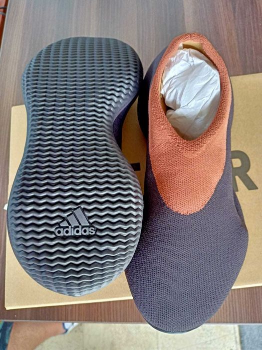 Yeezy Knit Runner Stone Carbon (2022) 37,1/3 , 38