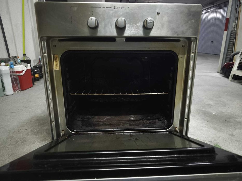 Forno Eletrico Ariston encastrar