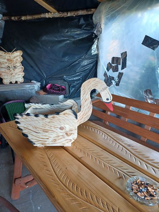 Sprzedam donice łabędź bociany Fleming